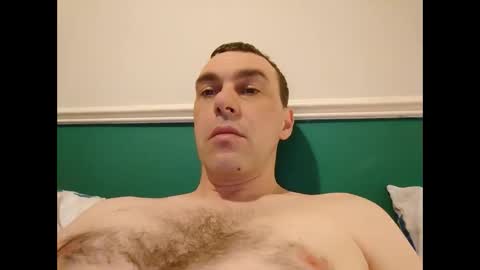 Snapshot of burtz909 chatting on 12, 4, 2026 burtz909 online show from 12, 4, 2026