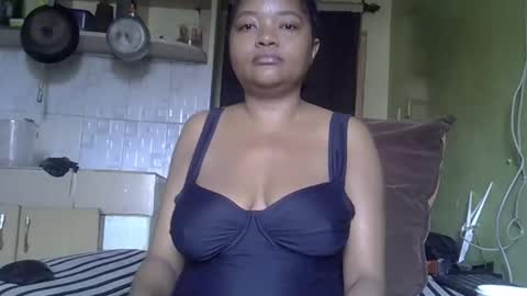 busty kenzi online show from 26, 12, 2024