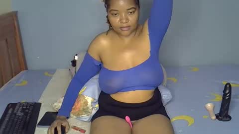busty kenzi online show from 2, 6, 2026