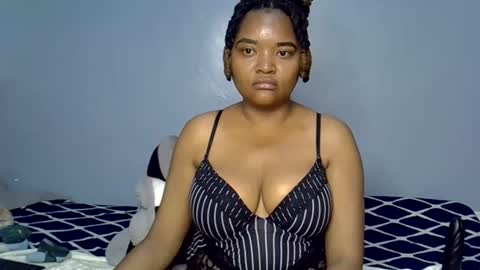 Snapshot of busty_kenzi chatting on 30, 6, 2026 busty kenzi online show from 30, 6, 2026