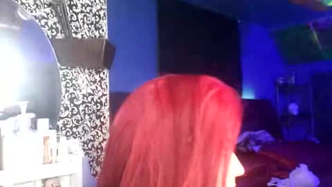 Snapshot of busybee83 chatting on 29, 1, 2025 busybee83 online show from 29, 1, 2025