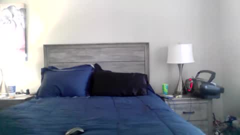 Snapshot of busybee83 chatting on 12, 9, 2025 busybee83 online show from 12, 9, 2025