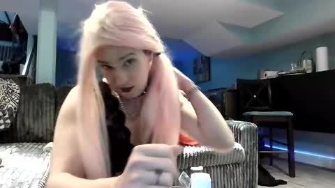 Snapshot of butchsissy416 chatting on 25, 2, 2026 MisteressJ online show from 25, 2, 2026