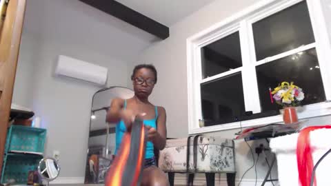 Snapshot of butt3rcup chatting on 31, 10, 2025 Goddess online show from 31, 10, 2025