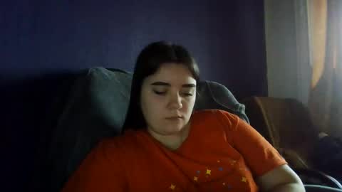 butterfly18988 online show from 27, 11, 2025