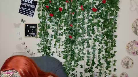 butterfly booty online show from 28, 11, 2025