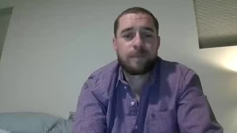 Snapshot of buttman8000 chatting on 6, 11, 2025 buttman8000 online show from 6, 11, 2025