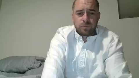 Snapshot of buttman8000 chatting on 7, 11, 2025 buttman8000 online show from 7, 11, 2025