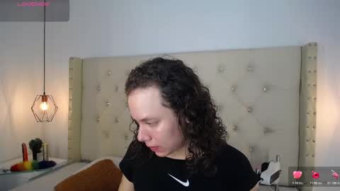 bycandy_ online show from 11, 11, 2025