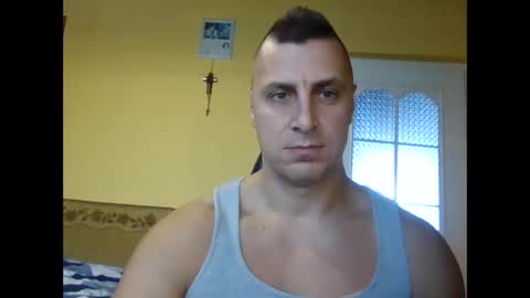Snapshot of bzykacz1988 chatting on 28, 9, 2025 bzykacz1988 online show from 28, 9, 2025