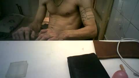 Snapshot of cabacrew chatting on 1, 3, 2026 CabaDuo online show from 1, 3, 2026