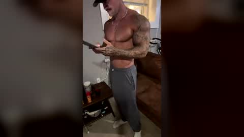 Snapshot of cadenhunterr chatting on 15, 7, 2026 cadenhunterr online show from 15, 7, 2026