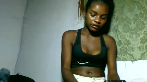 Snapshot of caella98 chatting on 20, 5, 2026 caella98 online show from 20, 5, 2026