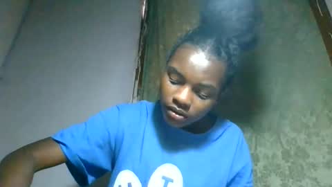 Snapshot of caella98 chatting on 29, 5, 2026 caella98 online show from 29, 5, 2026
