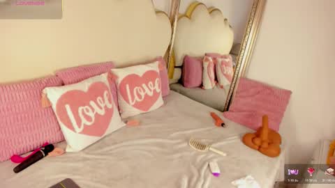 Cahitlin  online show from 27, 11, 2025