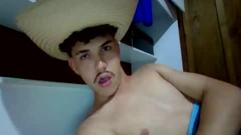 Snapshot of caipiranovinh2 chatting on 2, 11, 2025 caipiranovinh2 online show from 2, 11, 2025