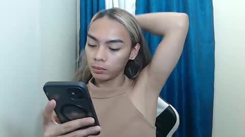 Snapshot of caitessa_bellemoir chatting on 22, 3, 2026 caitessa_bellemoir online show from 22, 3, 2026