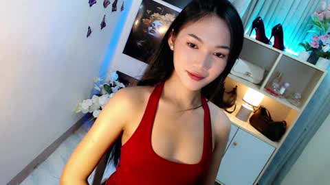 Snapshot of caitlin_x chatting on 21, 12, 2025 caitlin online show from 21, 12, 2025