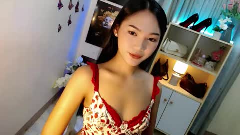 Snapshot of caitlin_x chatting on 7, 1, 2026 caitlin online show from 7, 1, 2026