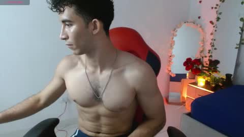 Snapshot of caius_fox chatting on 5, 4, 2026 caius online show from 5, 4, 2026