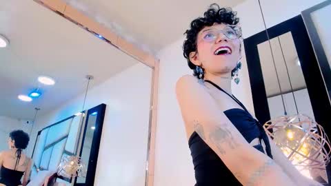 Snapshot of calioperoux chatting on 1, 3, 2026 Caliope online show from 1, 3, 2026