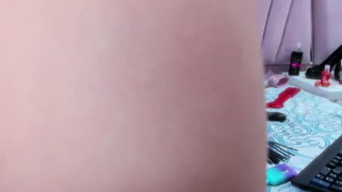 Snapshot of calipso_swet chatting on 12, 12, 2024 Calipso Swet online show from 12, 12, 2024