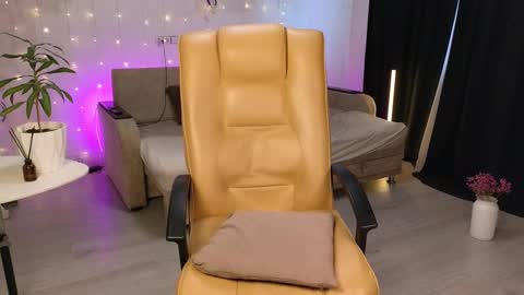 Dasha       inst       dasha is nice online show from 15, 2, 2026