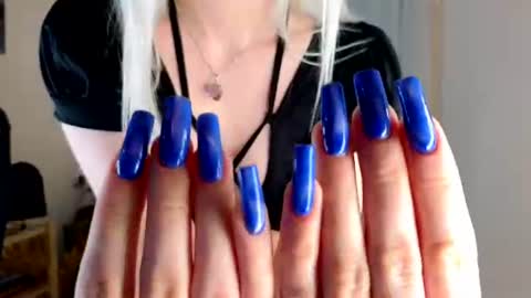 Snapshot of call_me_heaven chatting on 9, 7, 2026 Good girl Ann online show from 9, 7, 2026