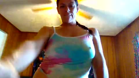 Calli online show from 8, 10, 2025