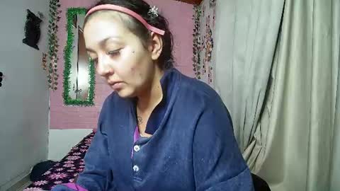 Snapshot of callme_lolas chatting on 10, 6, 2026 paula online show from 10, 6, 2026