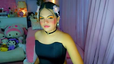Snapshot of callme_mia chatting on 25, 3, 2026 Mia online show from 25, 3, 2026