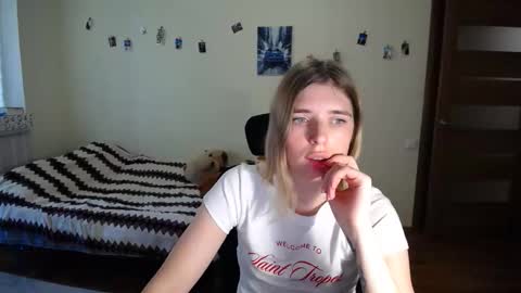 Snapshot of callmesweett chatting on 11, 5, 2026 callmesweett online show from 11, 5, 2026