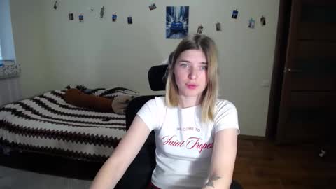 Snapshot of callmesweett chatting on 13, 5, 2026 callmesweett online show from 13, 5, 2026