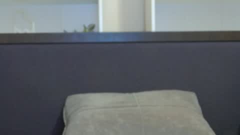 Snapshot of calvin_cay chatting on 5, 1, 2025 Calvin online show from 5, 1, 2025