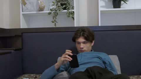 Snapshot of calvin_cay chatting on 18, 1, 2025 Calvin online show from 18, 1, 2025