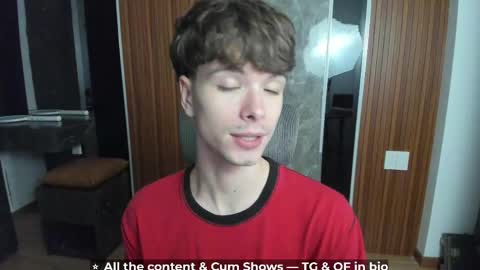 Snapshot of calvin_loves_you chatting on 2, 5, 2026 Hey I am Calvin online show from 2, 5, 2026