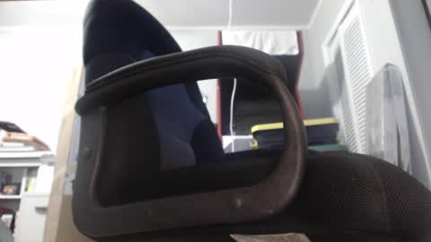 Snapshot of calvinstem chatting on 15, 12, 2025 calvinstem online show from 15, 12, 2025