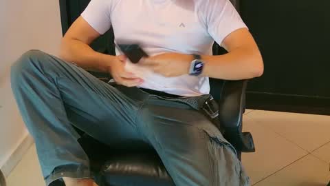 camara110 online show from 24, 1, 2025