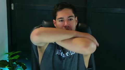 camara110 online show from 15, 2, 2025