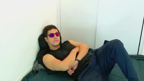 camara110 online show from 30, 10, 2025