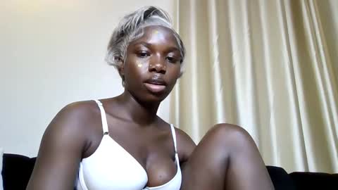 Princess online show from 9, 4, 2026