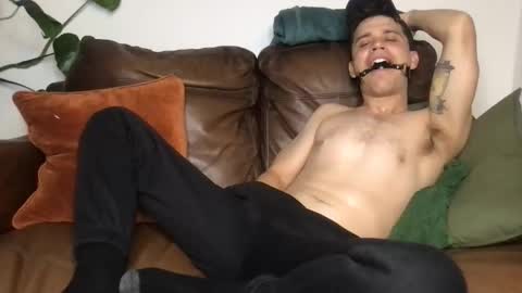 Snapshot of camdoattitude chatting on 24, 10, 2025 CamDoAttitude online show from 24, 10, 2025