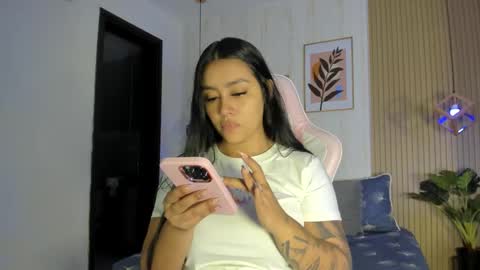 Cameron  online show from 27, 10, 2025