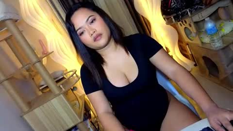 Snapshot of camgirl_jade chatting on 10, 7, 2026 Jade online show from 10, 7, 2026