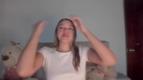 Snapshot of cami_hunter chatting on 27, 2, 2026 online show from 27, 2, 2026