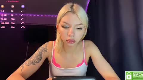 Snapshot of camienevius chatting on 5, 8, 2026 Hello My name is Rina im new model here and little but shy but curious. online show from 5, 8, 2026