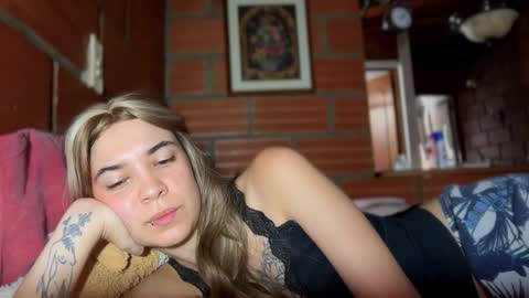 camii19y online show from 8, 11, 2025