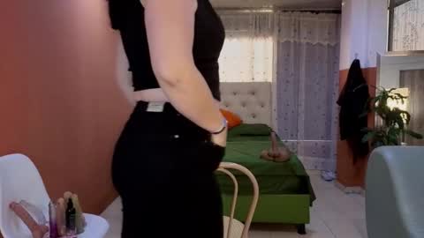 Camil online show from 1, 11, 2025