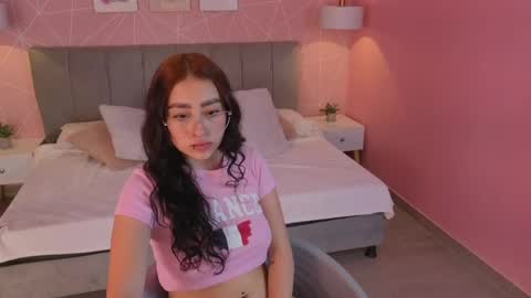 Snapshot of camil_rayne chatting on 12, 5, 2026 Camil online show from 12, 5, 2026