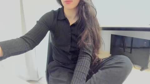 Snapshot of camila_berk chatting on 23, 10, 2025 Cami online show from 23, 10, 2025